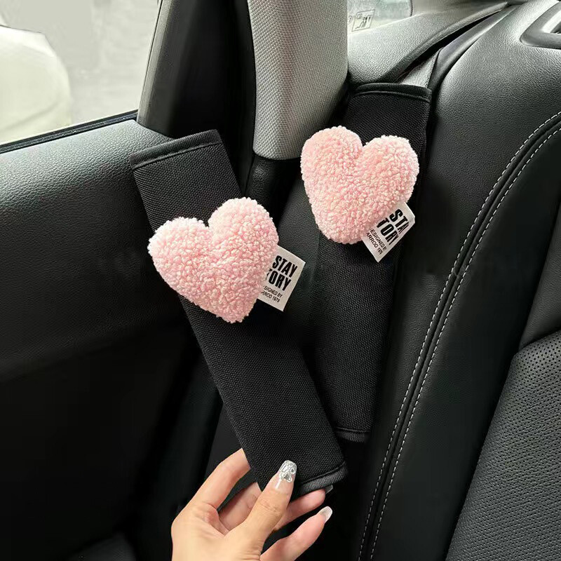 1Gb Universāls automašīnas drošības jostas plecu pārsegs aizsargapvalks Love Decoration drošības josta Jauka drošības josta Auto salona apdare