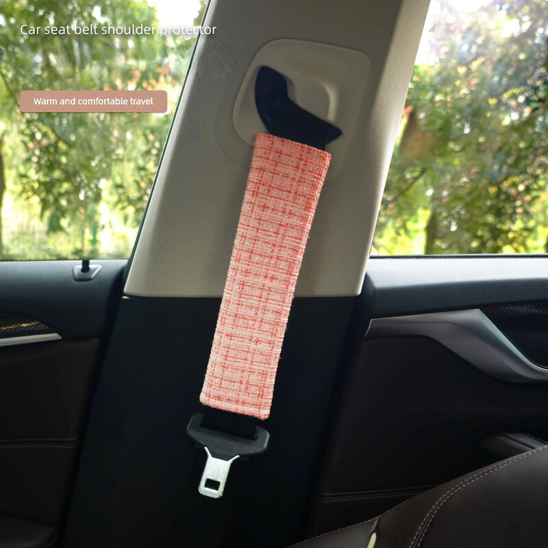 Mekana navlaka za pojas za auto Univerzalna navlaka za pojas za automobile Topla plišana navlaka za ramena Štitnik Sigurnosni pojasevi Zaštita za ramena