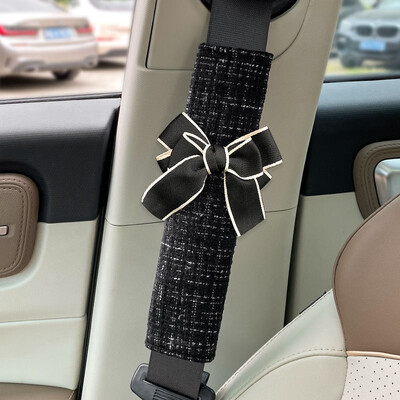 LULECI autós biztonsági öv vállvédő egyszerű, könnyű luxus Camellia Four Seasons vállvédő általános autóipari kellékek