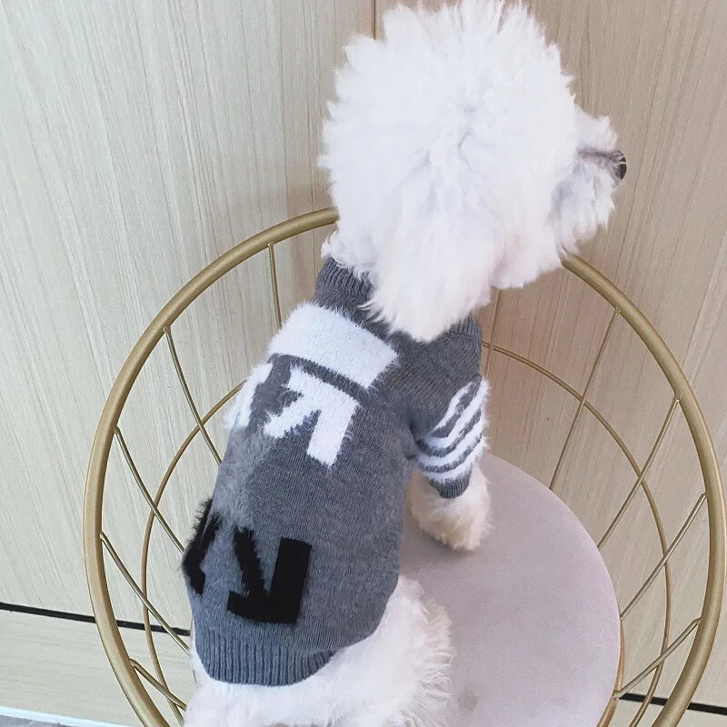 Vânzări cu ridicata pentru animale de companie Câine, pisică, veveriță artificială, tricot, pulover toamnă/iarnă, îngroșat, cald, mediu, mic, câini, pisică, ținută la modă