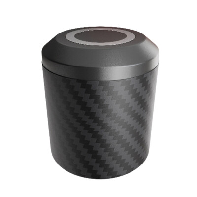 Scrumieră auto de vânzare la cald, portabilă nouă, cu capac, scrumieră auto multifuncțională, model din fibră de carbon