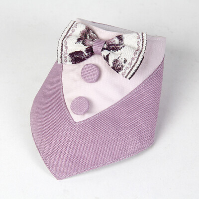 Mājdzīvnieku suņiem un kaķiem siekalu dvielis trīsstūrveida, ka džentlmenis priekšgala no Anglijas priekšauti