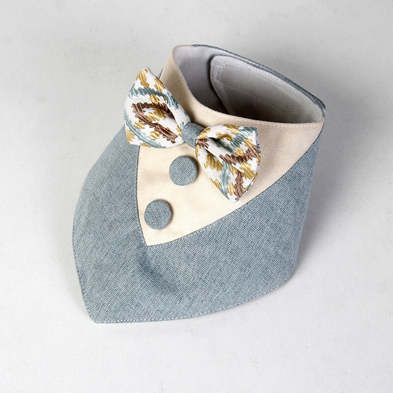 Mājdzīvnieku suņiem un kaķiem siekalu dvielis trīsstūrveida, ka džentlmenis priekšgala no Anglijas priekšauti