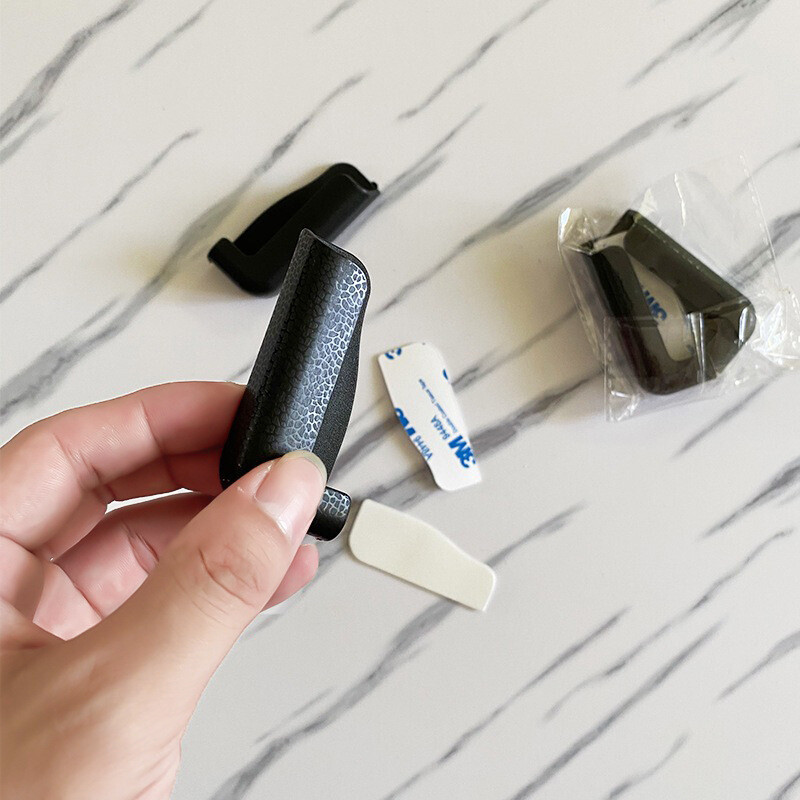 Daugiafunkcis automobilio telefono laikiklis Nešiojamumas Lipnus laikiklis Lengvas mobiliojo telefono laikiklis, neužima vietos automobilio salono priedai