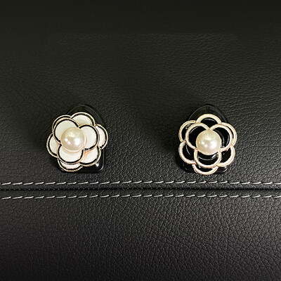 Kreatív rajzfilm strasszos mini autóakasztók üléstámla tartó kulcstartókhoz Otthoni irodai horgok Tároló autós stílus kiegészítők