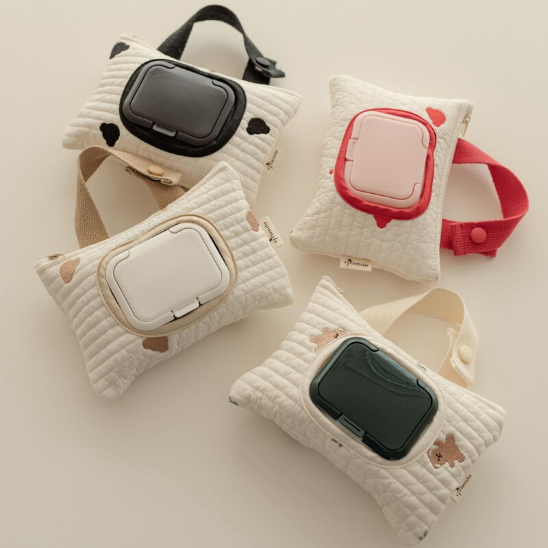 Roztomilý medvedík s výšivkou do auta, box na vreckovky, detské vlhčené obrúsky, papierové úložné vrecko, prenosná ručná závesná krabica na vreckovky, domáce doplnky do auta