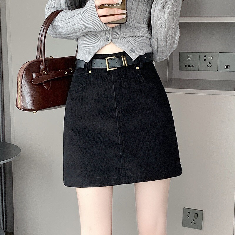 Rudens ir žiemos rudas sijonas Moteriškas smulkus abrikosinis aksominis sijonas Universalus liekninantis aukšto juosmens A formos klubų sijonas