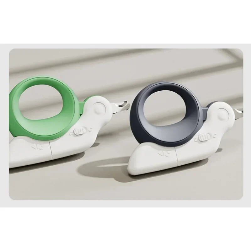 Aparat de tăiat unghii pentru pisică Manichiură Artefact Forma melc Potrivire a culorii Lumină cu LED Tăiere de siguranță Aplicație pentru începători pentru animale de companie