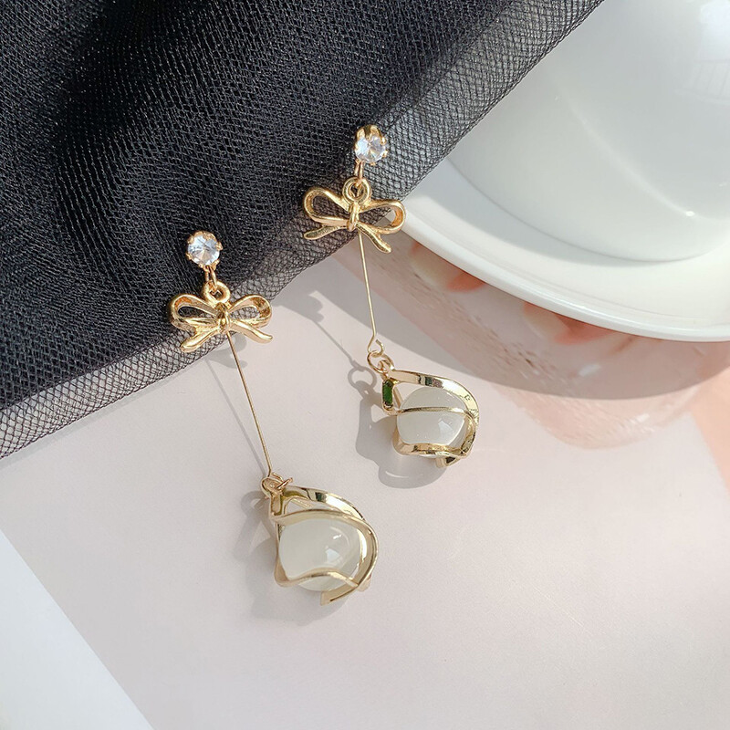 Moderni Metāla rāmja Dangle Opāls Auskari Sievietēm Zelta Rhinestones Bow mezgls Nolaižamie auskari Kāzu ballītei Garas rotaslietas Dāvana