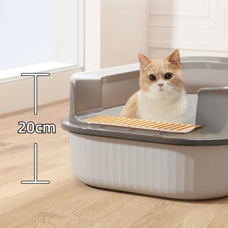 Macskaalomdoboz, félig zárt homokozó, nagy terű WC, fröccsenés elleni tálcák kiscicáknak.
