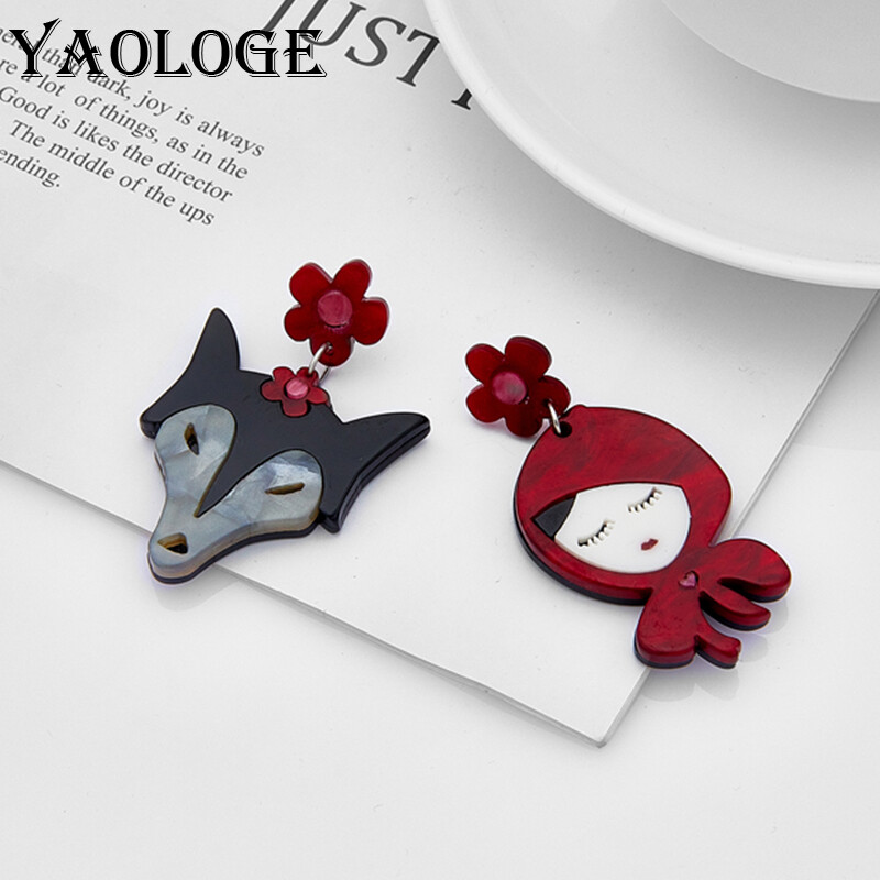 Cercei asimetrici de desene animate pentru femei, model de lup și scufiță roșie, bijuterii acrilice, petrecere pentru fete