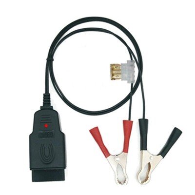 Autotööstuse energiasäästja Autotööstuse OBD-mälusäästja kaabel digitaalse ekraaniga auto aku vahetamise tööriista abimees reisimiseks