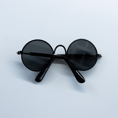 Šunų akiniai nuo saulės Pet Cat Produktai Senoviniai apvalios širdies šuniukų kačiuko galvos apdangalai Akių dėvėjimas Nuotraukų rekvizitai Dekoras šunims Akiniai Akiniai