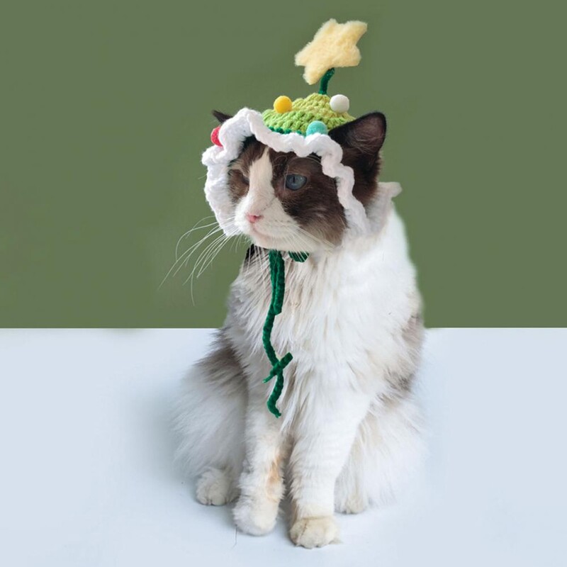 Rankomis megzta kačių kepurė Suvarstoma naminiams gyvūnėliams Kalėdų eglutė Elnio žvaigždžių kepurė kačiukams šuniukams Mieli kačių aprengimo aksesuarai vakarėliui