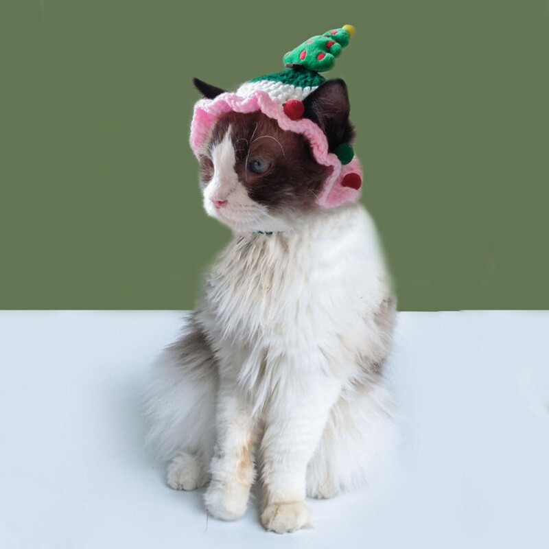 Rankomis megzta kačių kepurė Suvarstoma naminiams gyvūnėliams Kalėdų eglutė Elnio žvaigždžių kepurė kačiukams šuniukams Mieli kačių aprengimo aksesuarai vakarėliui