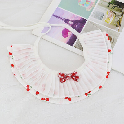 Jauka mežģīņu apkakle suņiem