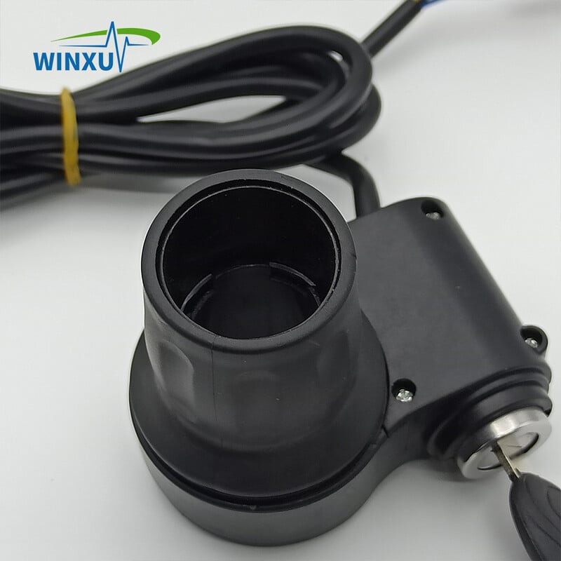 E-dviračio akceleratoriaus akceleratoriaus salė 5 V pusiau pasukama rankena su elektriniu durų užrakto raktu, skirta elektrinio dviračio paspirtuko remonto priedams