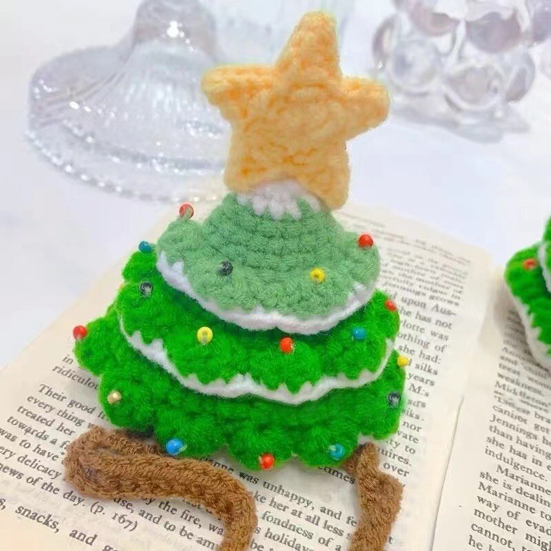 Megzta kalėdinė kepurė naminiams gyvūnėliams katėms šunims Rankų mezgimas karoliukais Kalėdų eglutė Kalėdų eglutė kepuraitės naminių gyvūnėlių galvos apdangalams Mieli augintiniai Kalėdų dekoras