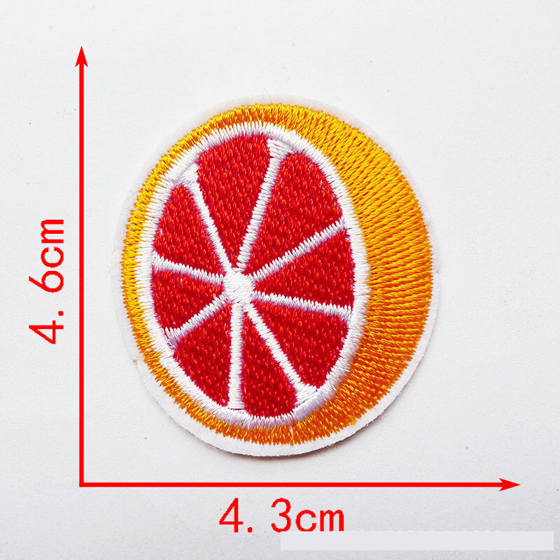 Izsmalcinātas zemeņu auduma uzlīmes, multfilmu dzīvnieku auduma uzlīmes, datoru izšūšanas zīmogi, karstās štancēšanas uzlīmes, bērnu apģērbu aksesuāru ielāpi