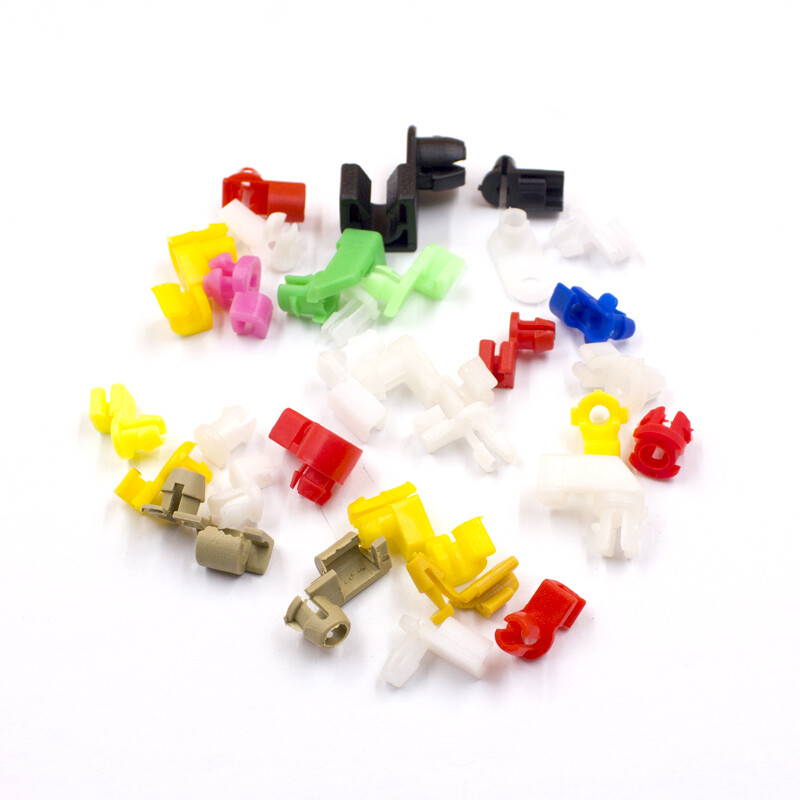 Mišri 50 vnt. automobilio vielos spaustukai fiksuotų durų užrakto strypo segtukų šoninių tvirtinimo detalių laikiklio kniedė