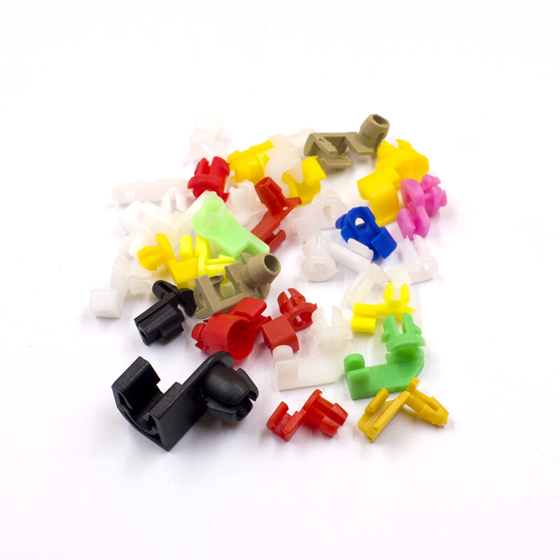 Mišri 50 vnt. automobilio vielos spaustukai fiksuotų durų užrakto strypo segtukų šoninių tvirtinimo detalių laikiklio kniedė