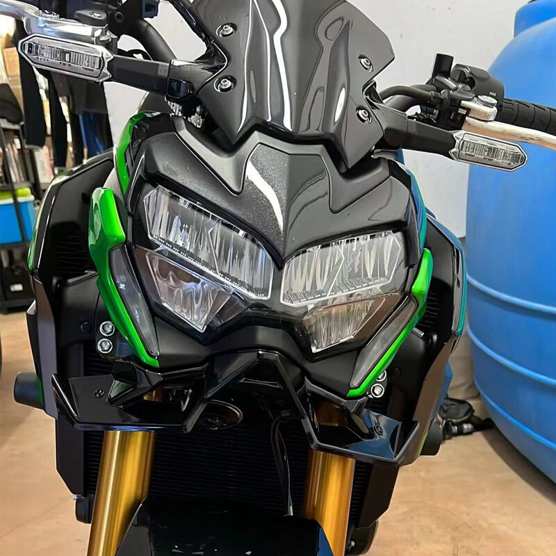 Paredzēts Kawasaki Z 900 2020-2023 2024 Z-900 oglekļa šķiedras motocikla neapbruņotam priekšējam spoileram Winglet aerodinamiskā spārna komplekta spoileris Z900