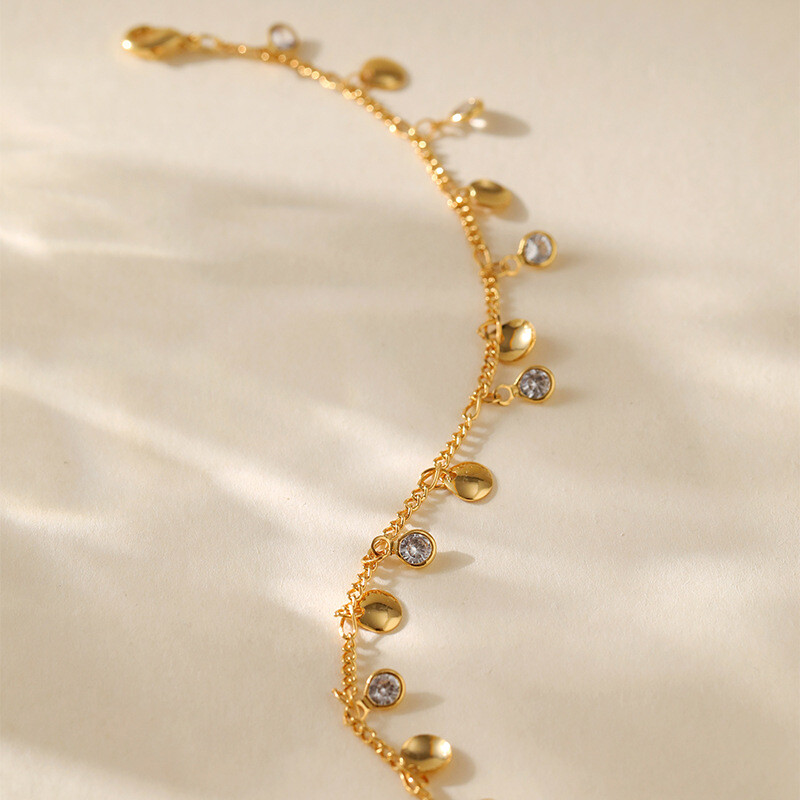 Minimalist Geometrică Piesă Circulară Mică Placat cu Cupru Lanț de aur de 18K Resistentă la apă Bijuterii de gleznă pentru femei la modă din zirconiu