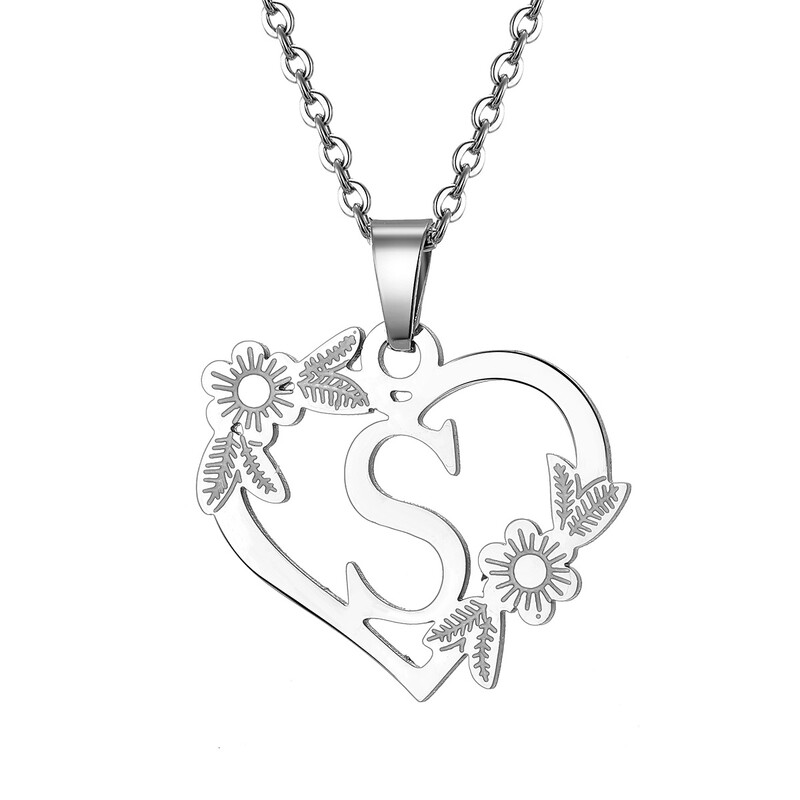 Europos ir Amerikos nauji karoliai 26 didžiųjų angliškų raidžių tuščiavidurių širdies pakabukas slyvų spalvos lapų karoliai baltas K raktų pakabukas