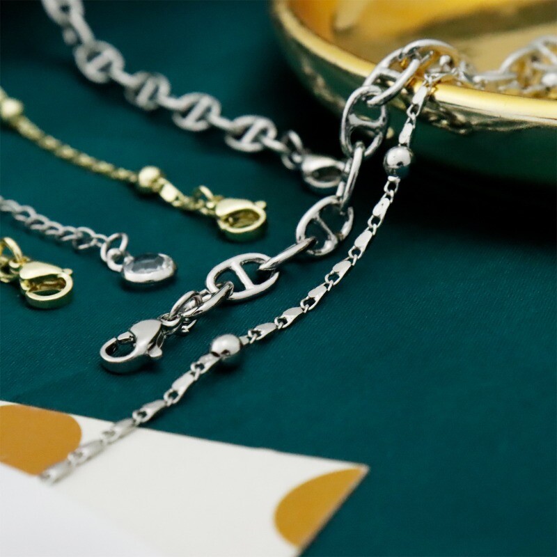 Dvigubas kojos apyrankė moterims, 18K paauksuotas nerūdijantis plienas su dviguba karoliukų grandinėle apyrankė Boho Summber paplūdimio papuošalai