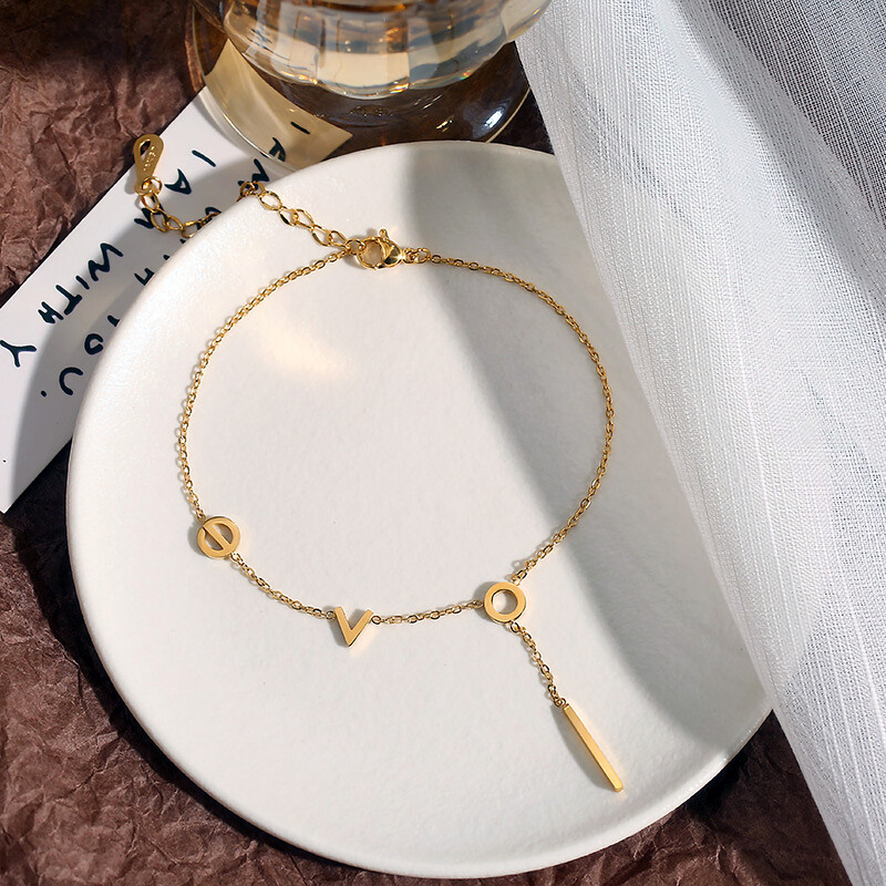 Meilės laiško simbolio pakabukas moterims, minimalistinio mados stiliaus nerūdijančio plieno dengtas 18k auksinis seksualus papuošalas dovanų kulkšnies