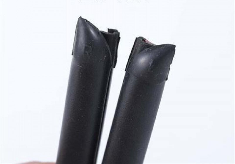 Automobilio B statramsčio sandarinimo juosta A statramsčio C statramsčio automobilio garsą slopinanti juosta centrinio statramsčio siūlė dulkėms nepralaidi vandeniui atspari triukšmą mažinanti juosta universalaus tipo