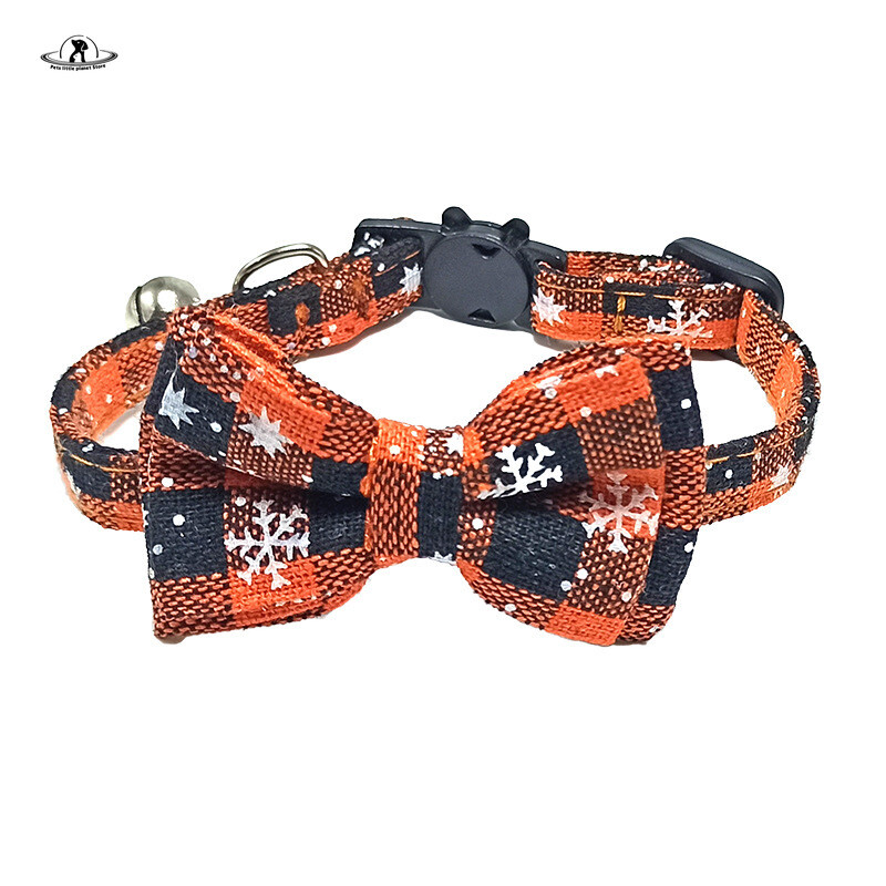 Pet Breakaway kačių antkaklis peteliškės ir varpelio mielas languotas kalėdinis raudonas elastingas reguliuojamas šunų antkaklis su varpeliu mažu varpeliu katėms