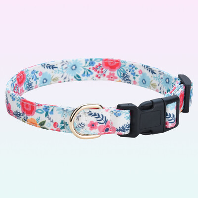 CP630 Gėlių rašto antkaklis naminiams gyvūnėliams, minkštas audinys ir patvari sagtis, Reguliuojamas antkaklis tinka įvairaus dydžio šunims.