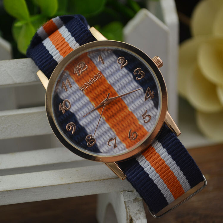 Jauns wmage1602 mājas pulkstenis. Pārdod modes neilona siksniņu pulkstenis vīriešiem un sievietēm pāriem kvarca pulkstenis vertikālās svītras pulkstenis