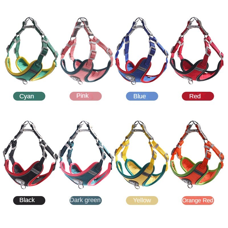 Atstarojošas, regulējamas mājdzīvnieku suņu zirglietas maziem suņiem Veste krūšu siksnas pavadas komplekts Drošība Ārā Pastaigas Skrienoša Kaķa vads
