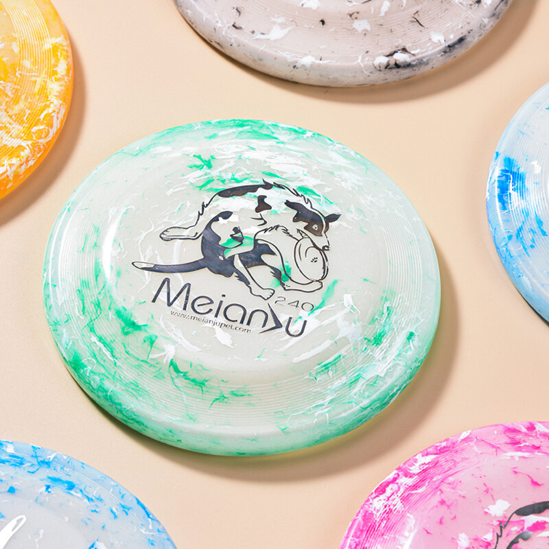 Joc din silicon pentru câini de companie de modă. Farfurie zburătoare. Jucărie pentru câini. Discuri zburătoare.