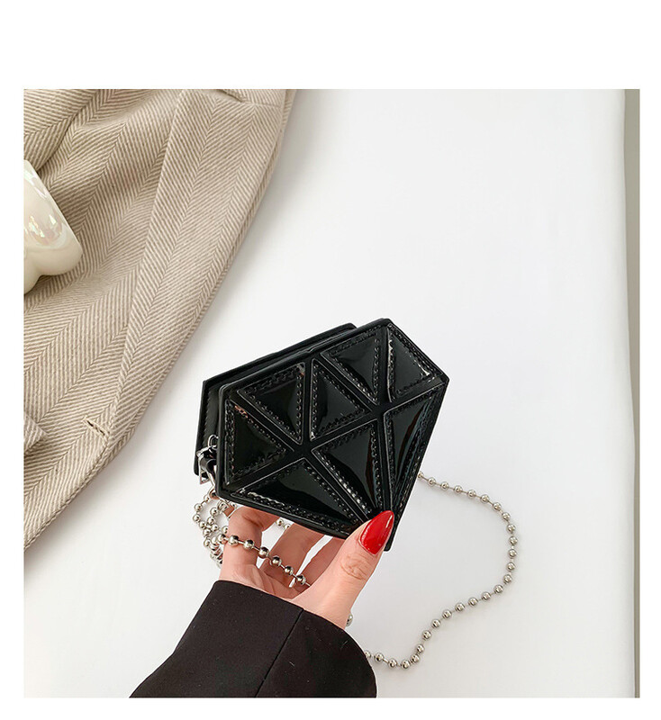 Modna ženska modna dijamantna lančana torba Ženska modna torba u boji na rame Ljetna prekogranična torba s ružem za usne Veleprodaja