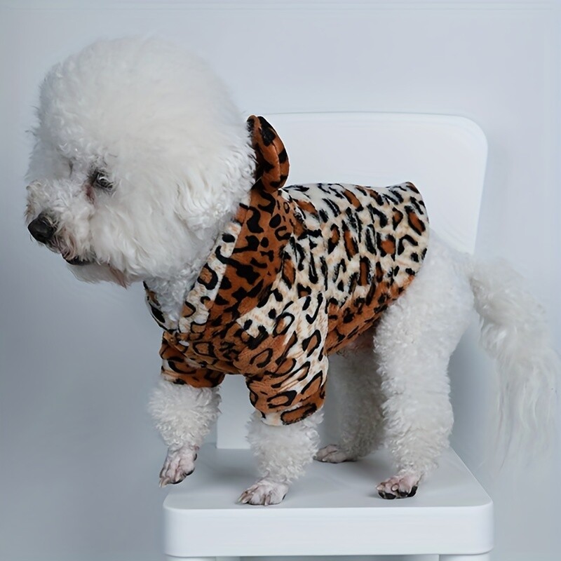 Kisállat ruhák kutyáknak és macskáknak kapucnis flanellel Meleg és kényelmes A sapka két kis füle díszíti Egyszerű és gén