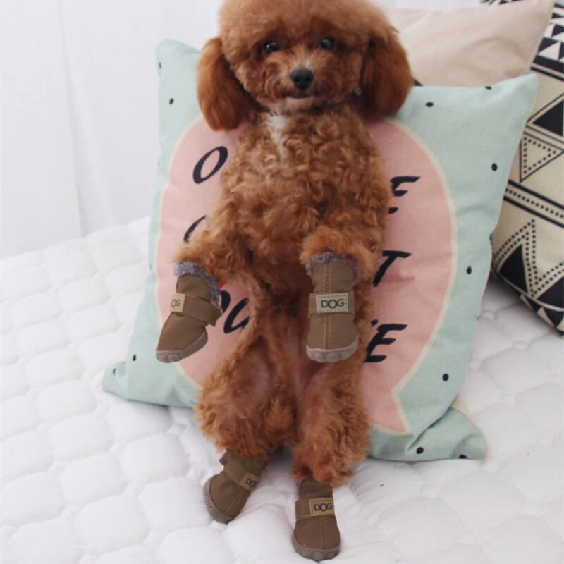 Klasisks plīša odere no maziem līdz lieliem suņu apaviem ar āķa cilpu Bulldog zābaciņi plīša āra neslīdošs mājdzīvnieku kucēns ziemas S