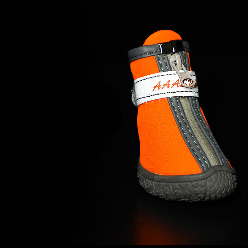 4gab/komplekts Ūdensizturīgi mājdzīvnieku suņu apavi Neslīdoši kucēnu lietus apavi Čivavas pastaigu zābaki Elpojošas kaķu zeķes Mājdzīvnieku ķepu aksesuāri