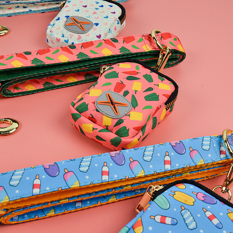 1 buc. Cadouri de Crăciun de Ziua Recunoștinței. Feronerie din aur drăguț de înaltă calitate. Sac de gunoi pentru animale de companie de lux și frânghie de tracțiune.