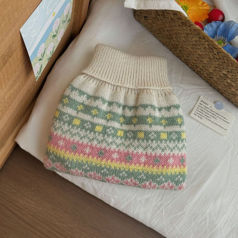 Naujas žiemos smėlio spalvos žalias dryžuotas šunų megztinis, skirtas šiltiems Kalėdų Naujųjų metų drabužiams mažam ir vidutiniam šuniukui