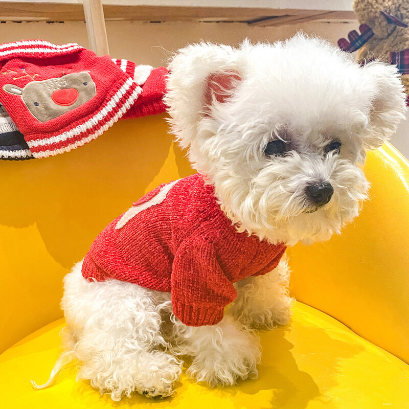 1PC îmbrăcăminte pentru animale de companie de toamnă și iarnă pulover roșu pulover elastic cu inimă de zahăr potrivit pentru câini de talie mică și mijlocie
