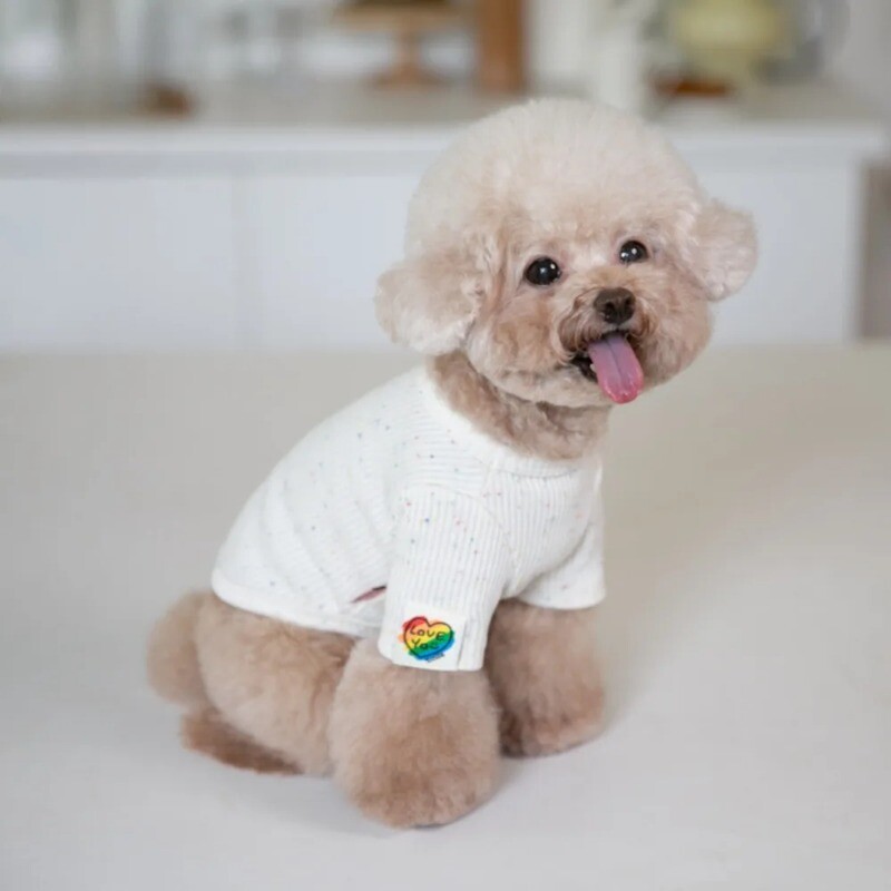 Meilės naminių šunų drabužiai Žiemos mados megzti, šilti vidiniai rūbai naminiams gyvūnėliams.