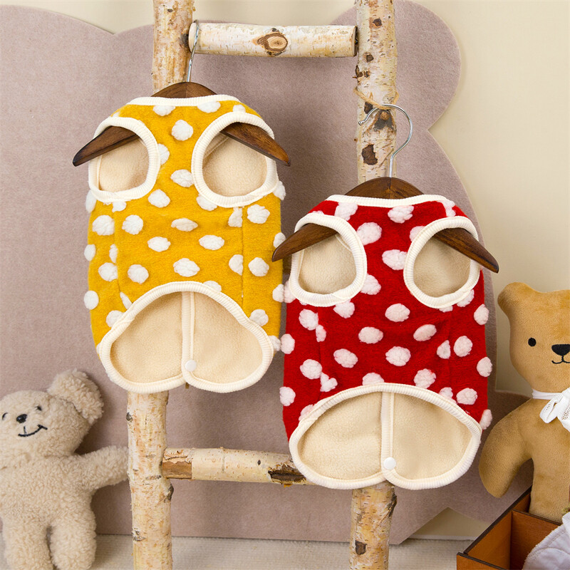 Meleg vastag kölyökkutya pulóver kiskutyáknak Téli kisállatruhák csattal Pomerániai uszkár kabátok Kardigán kabalák ruházat