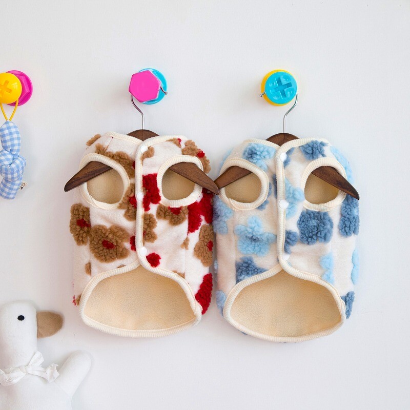 Iarnă caldă floare cățeluș vestă pentru câine vestă tricotată cu flori mici pulover pentru câini mici vânt pisică cu două picioare haine pentru animale de companie costum