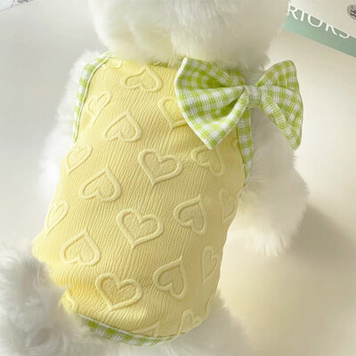 Nyári kutyamellény Aranyos szívmintás ingek Chihuahua Yorkies lélegző vékony mellény macska puha ingek kölyök jelmez kisállat kellékek