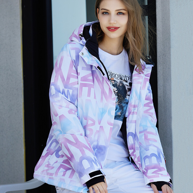 Mada, Moteriški, Neperšlampamų sniego kostiumų komplektai, Snieglentininkų apranga, Slidinėjimo kostiumai, Žiemos apranga, Striukė, Kelnės su dirželiu, Mergaičių