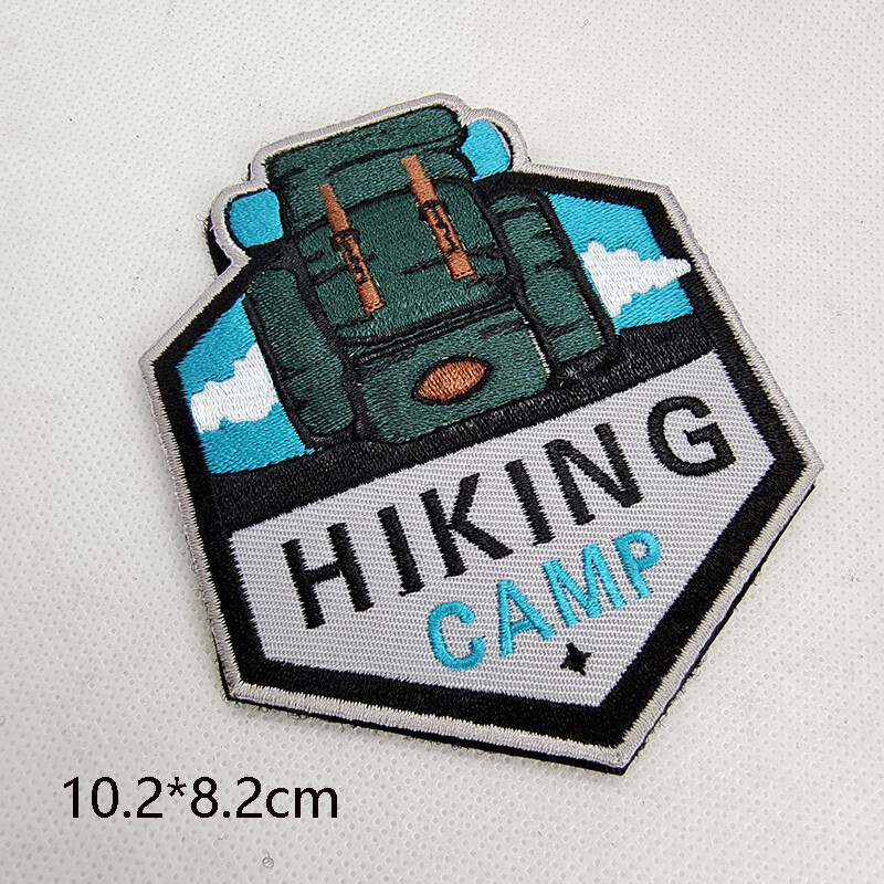 Brīvdabas kempings Pārgājieni Alpīnisms Ugunskura izšūšana Velcro nozīmīte Mugursoma Dekoratīva auduma plāksteris Taktiskā nozīmīte gatava pārdošanai