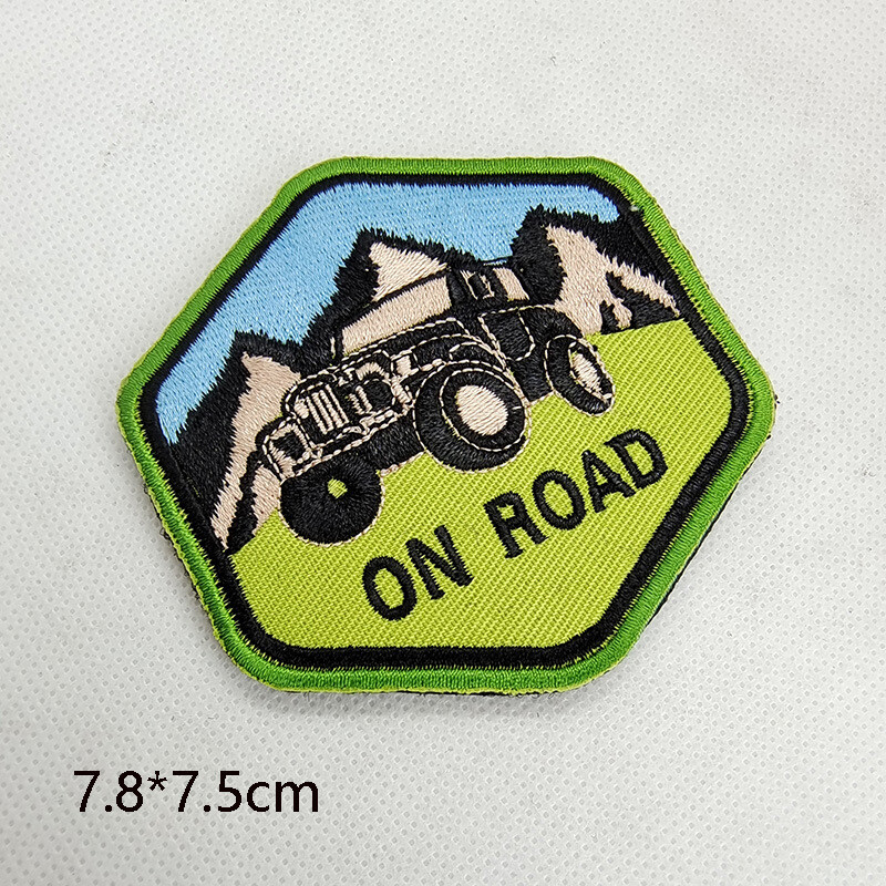 Brīvdabas kempings Pārgājieni Alpīnisms Ugunskura izšūšana Velcro nozīmīte Mugursoma Dekoratīva auduma plāksteris Taktiskā nozīmīte gatava pārdošanai